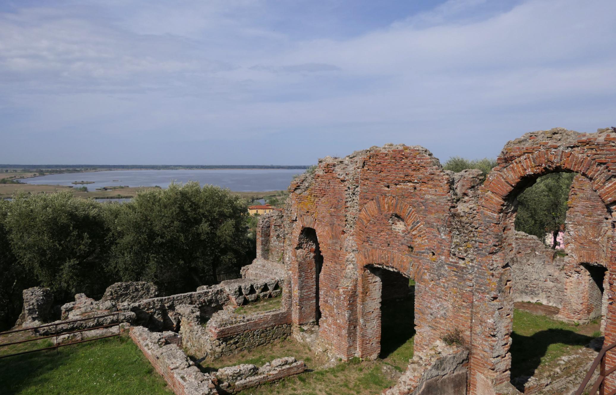 Villa_Venulei_Lago_Massaciuccoli